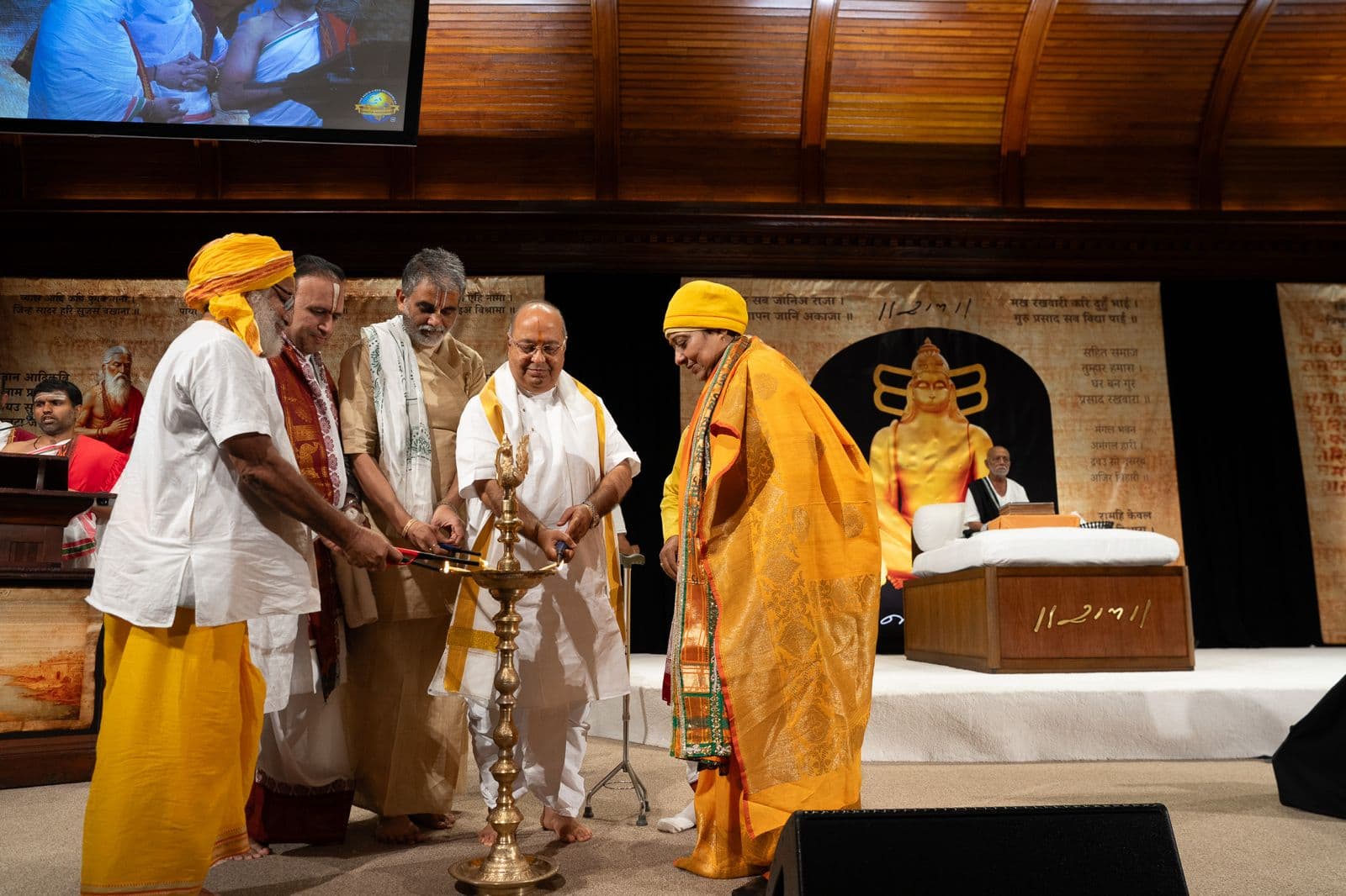 અમેરિકાની ધરતી પરની મોરારીબાપુની ચાલીસમી કથા
